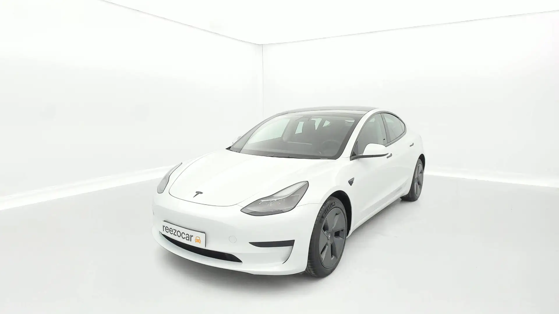 Tesla Model 3 MODEL 3 Autonomie Standard Plus RWD Blanc - 1