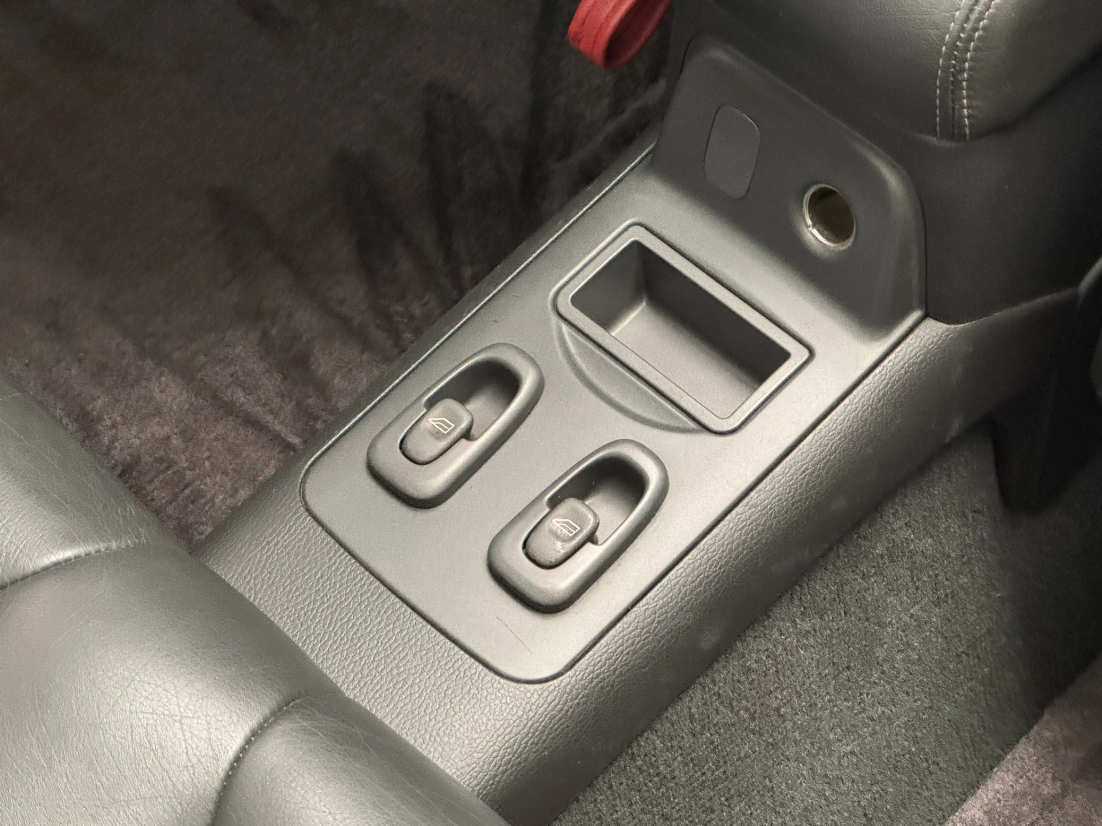 Volvo C70 2.0 T PRESTIGE CONVERTIBLE AUTOMAAT NIEUWSTAAT !!! — photo 36