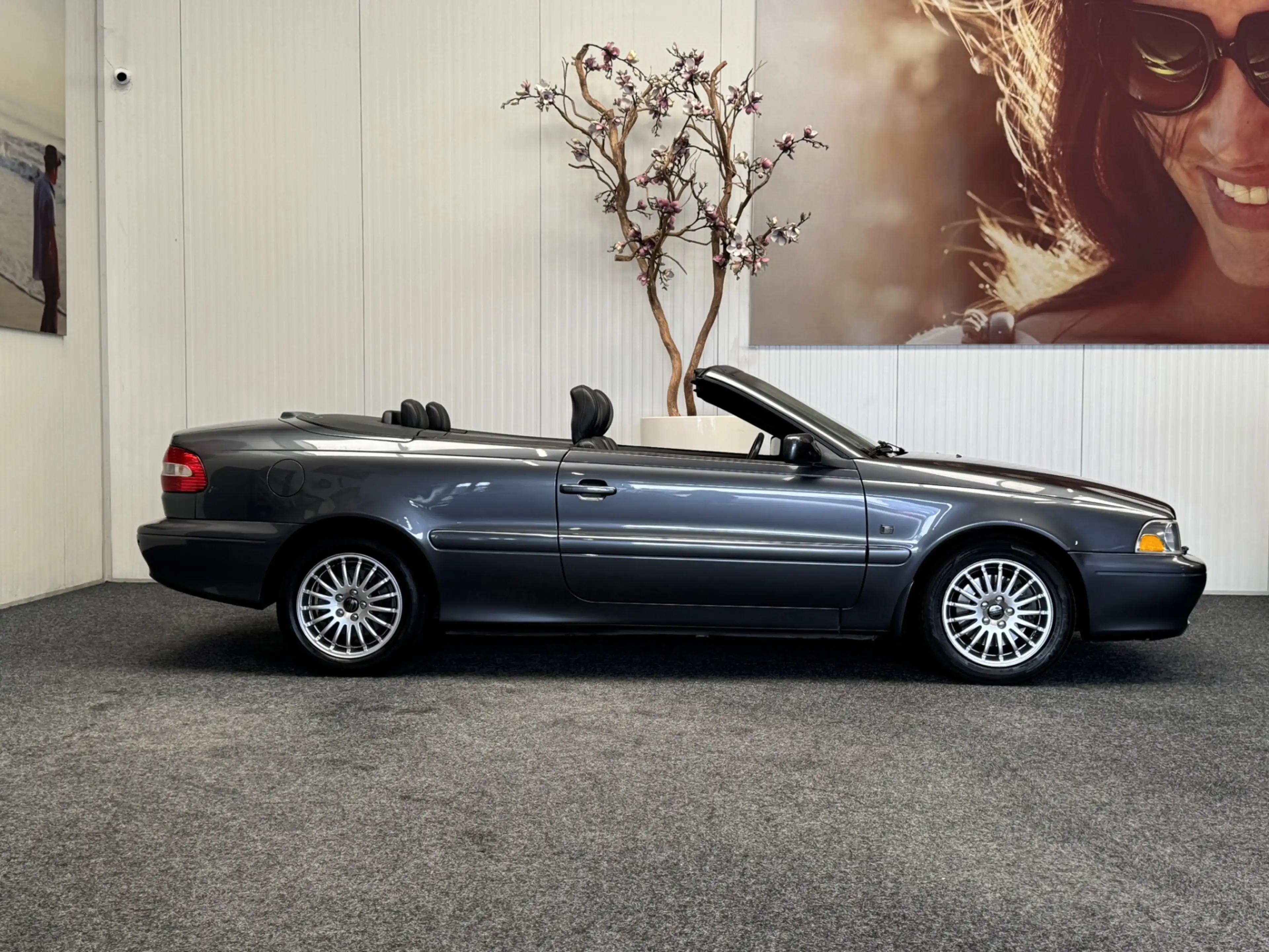 Volvo C70 2.0 T PRESTIGE CONVERTIBLE AUTOMAAT NIEUWSTAAT !!! — photo 10