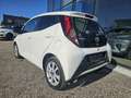 Toyota Aygo 1,0 VVT-i x-play x-shift Aut. Weiß - thumbnail 3