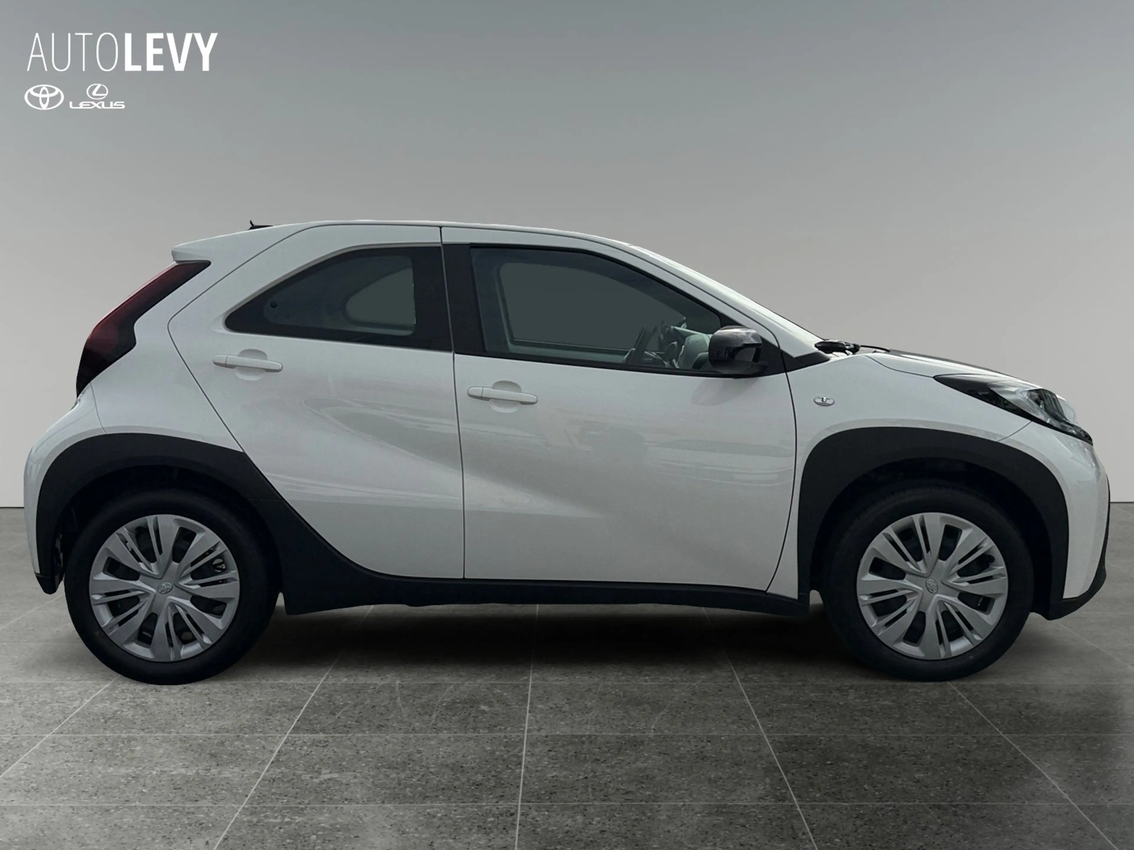 Toyota Aygo Business Edition CARPLAY*RFK*SHZ*TEMPOMAT — photo 7