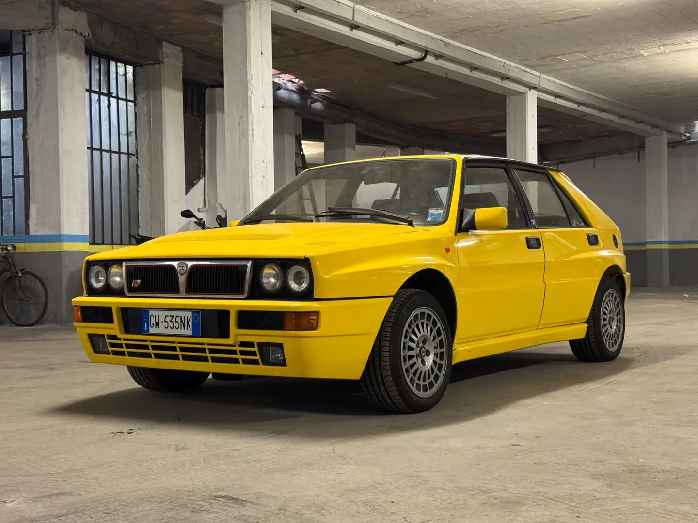 Lancia Delta 2.0i.e. turbo 16V HF integrale Giallo - 1