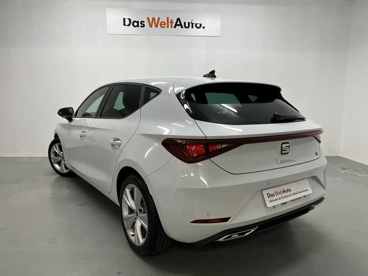 SEAT Leon 1.0 eTSI S&S FR XS DSG-7 110 Blanco - 2