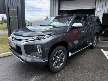 2.2 DI-D 150CH CLUB CAB INSTYLE