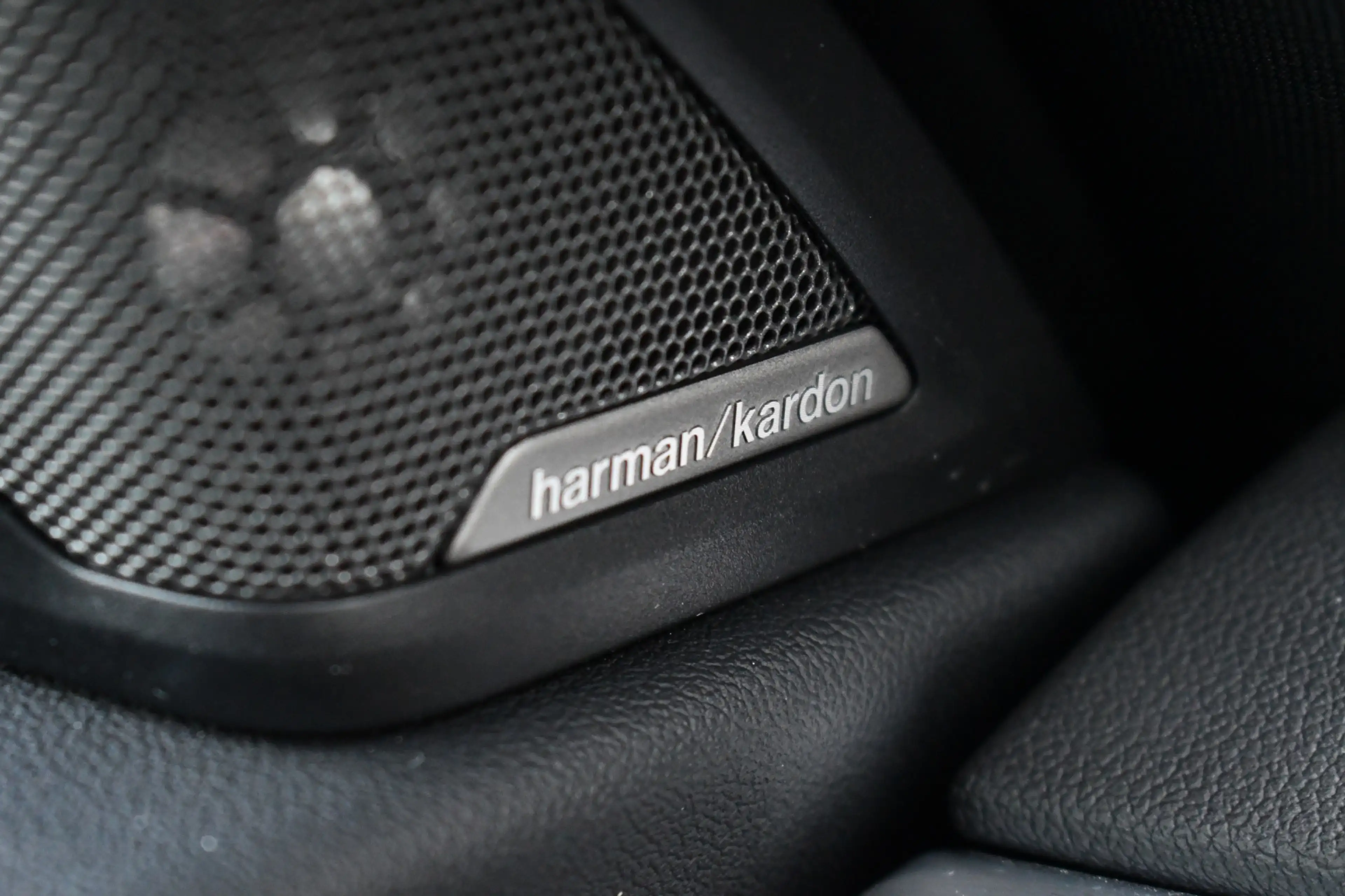 BMW M2 2-serie Coupé Carbon-dak NL-auto ACC H/K M-Drivers — photo 11