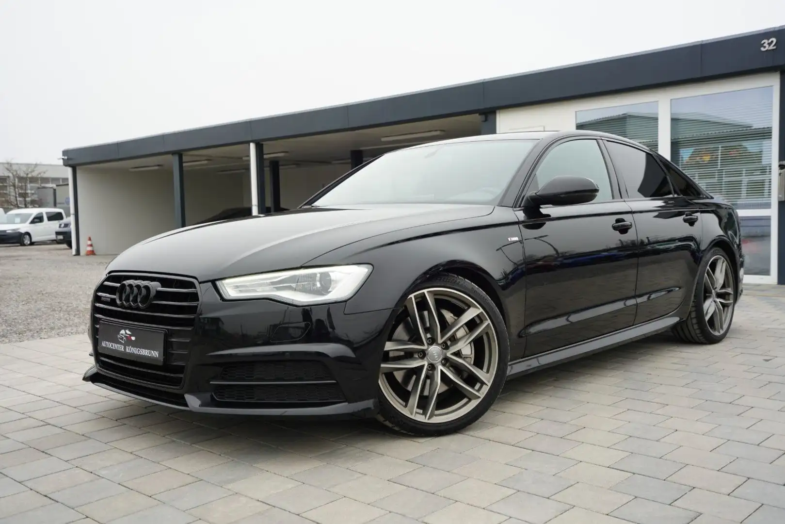 Audi A6 Lim. 3.0 TDI*Quattro*S Line*Sport Plus*320 PS Schwarz - 1