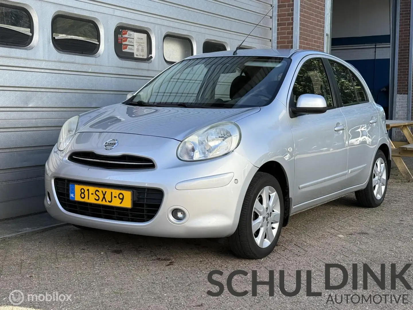 Nissan Micra 1.2 Connect Edition AUTOMAAT|AIRCO|5-DEURS Grijs - 2