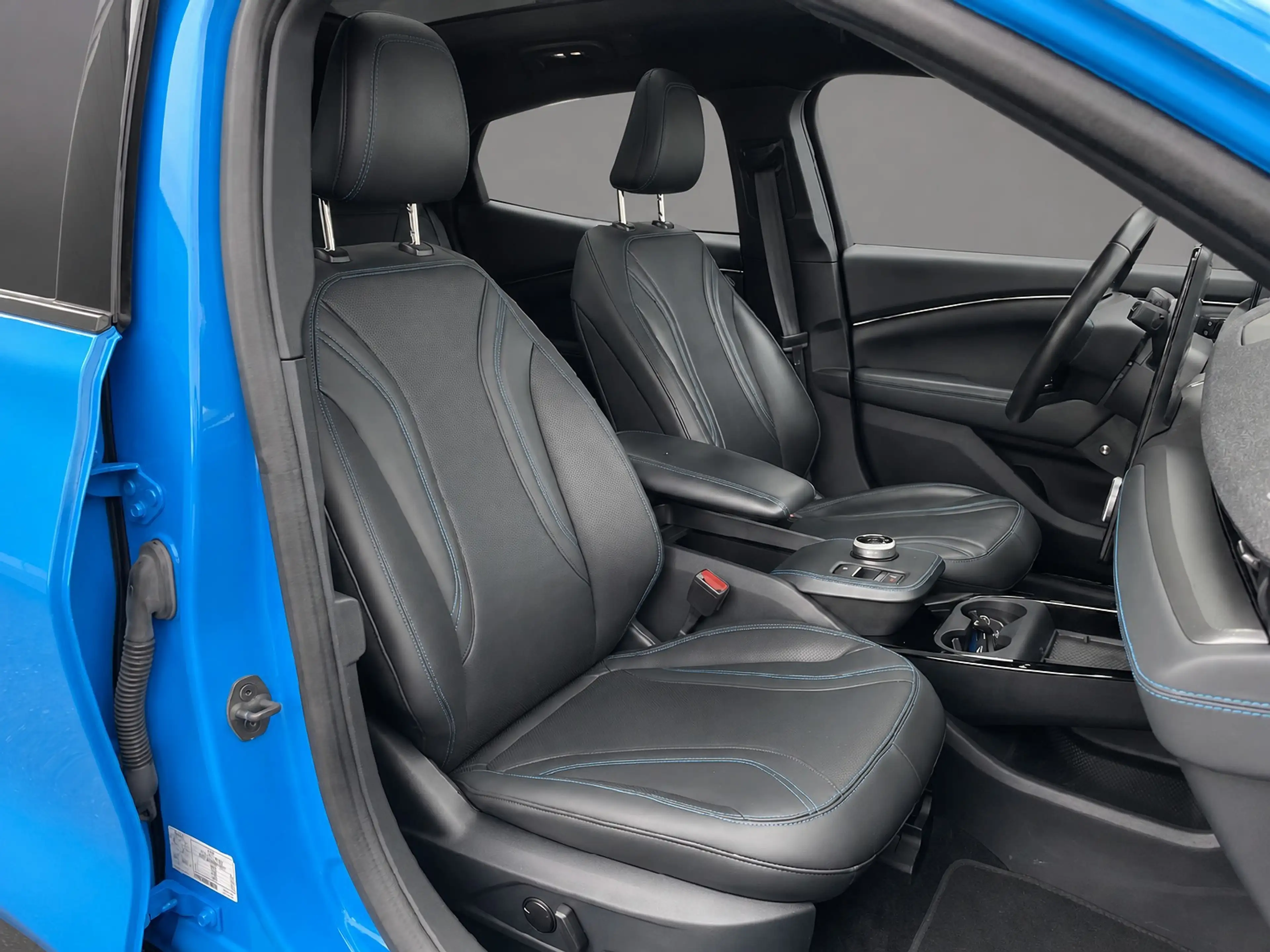 Ford Mustang Mach-E Extended First Edition AWD 98 kWh * NIEUWSTAAT* * — photo 27