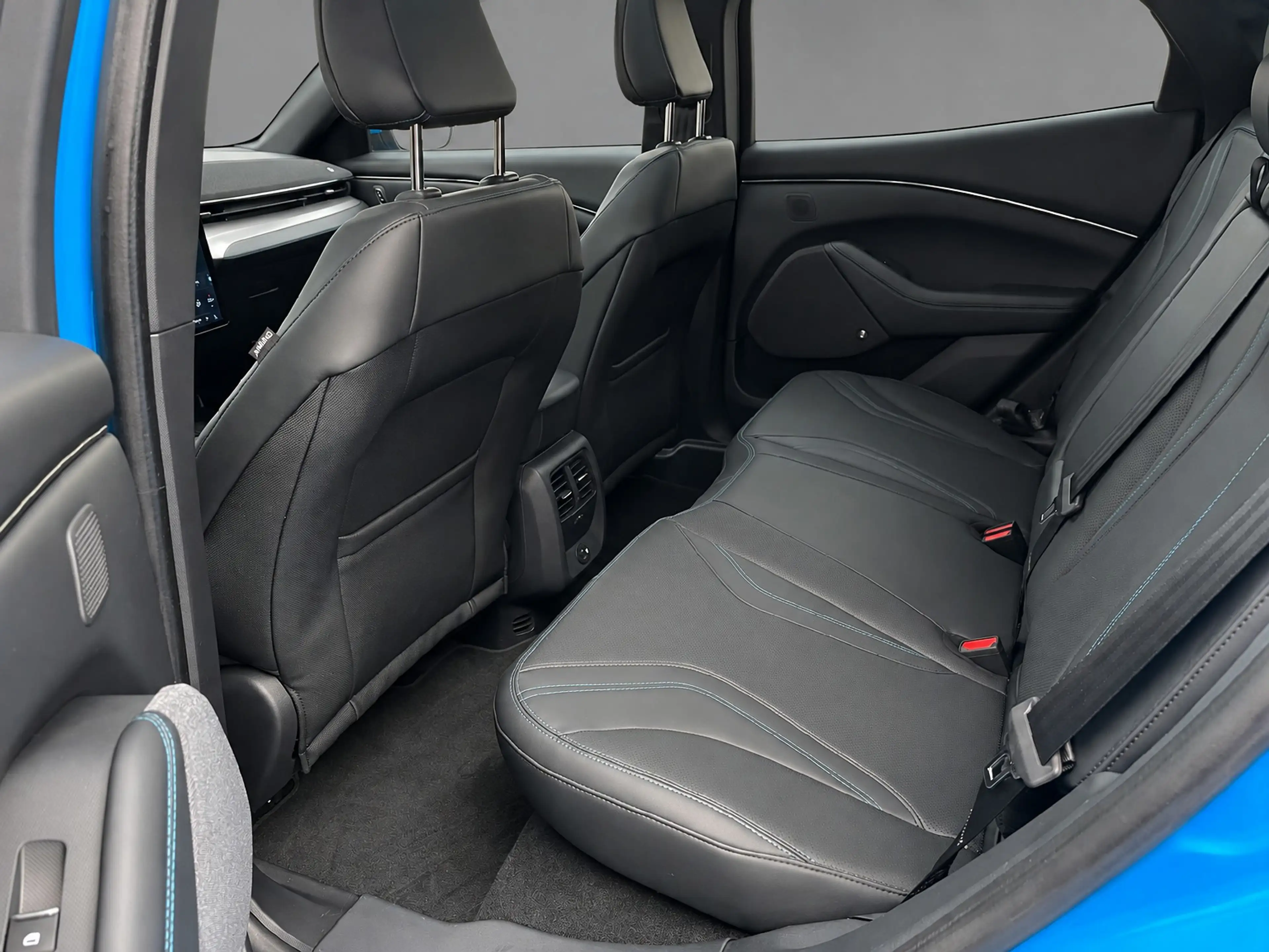 Ford Mustang Mach-E Extended First Edition AWD 98 kWh * NIEUWSTAAT* * — photo 19