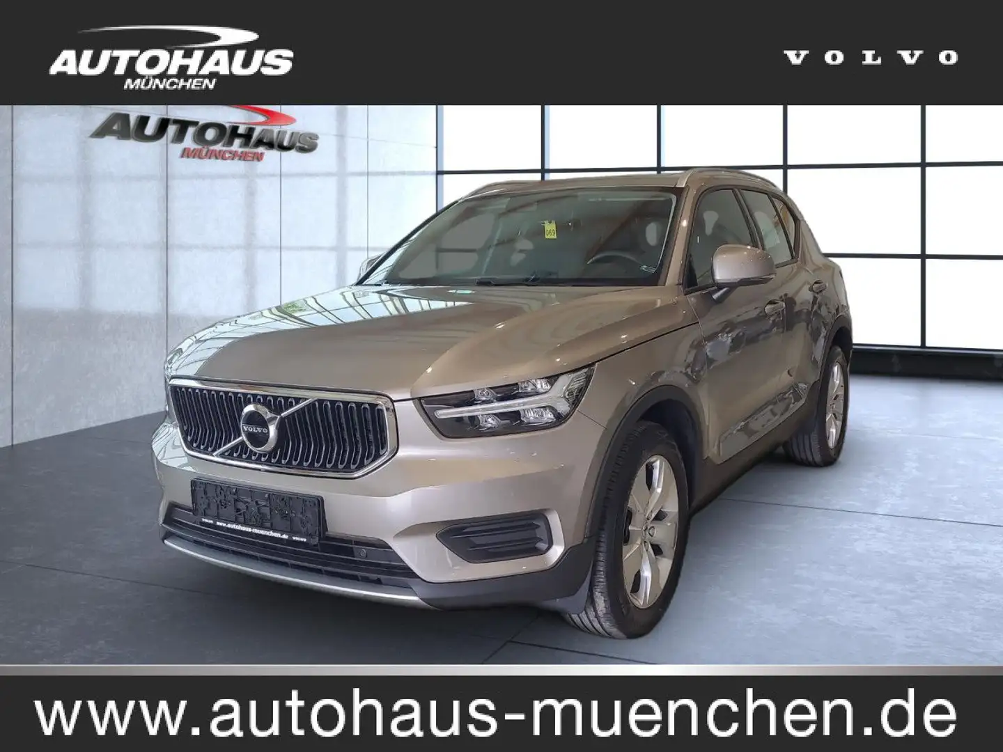 Volvo XC40 XC 40 Momentum Pro 2WD Bluetooth Navi LED Klima Gris - 1