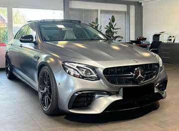 EDITION 4matic PERFORMANCE FULL CARBON