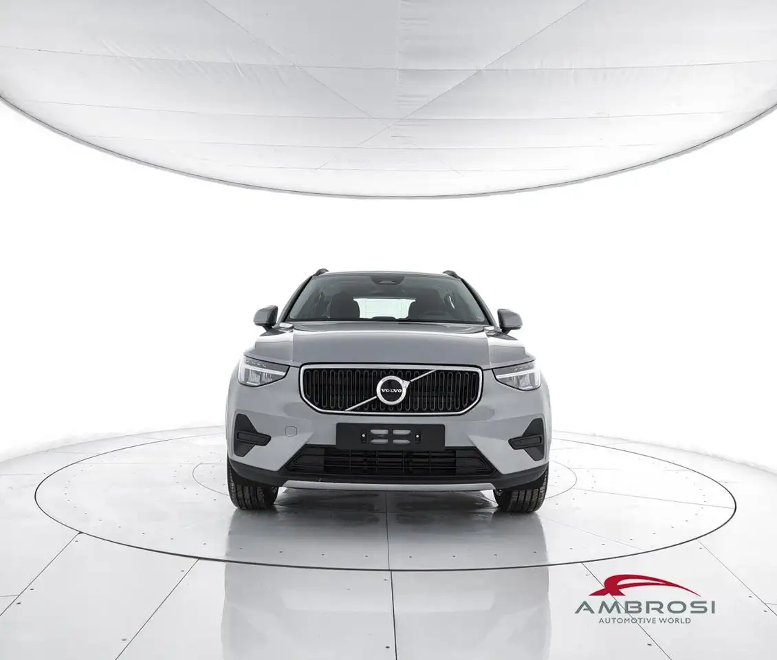 Volvo XC40 2026