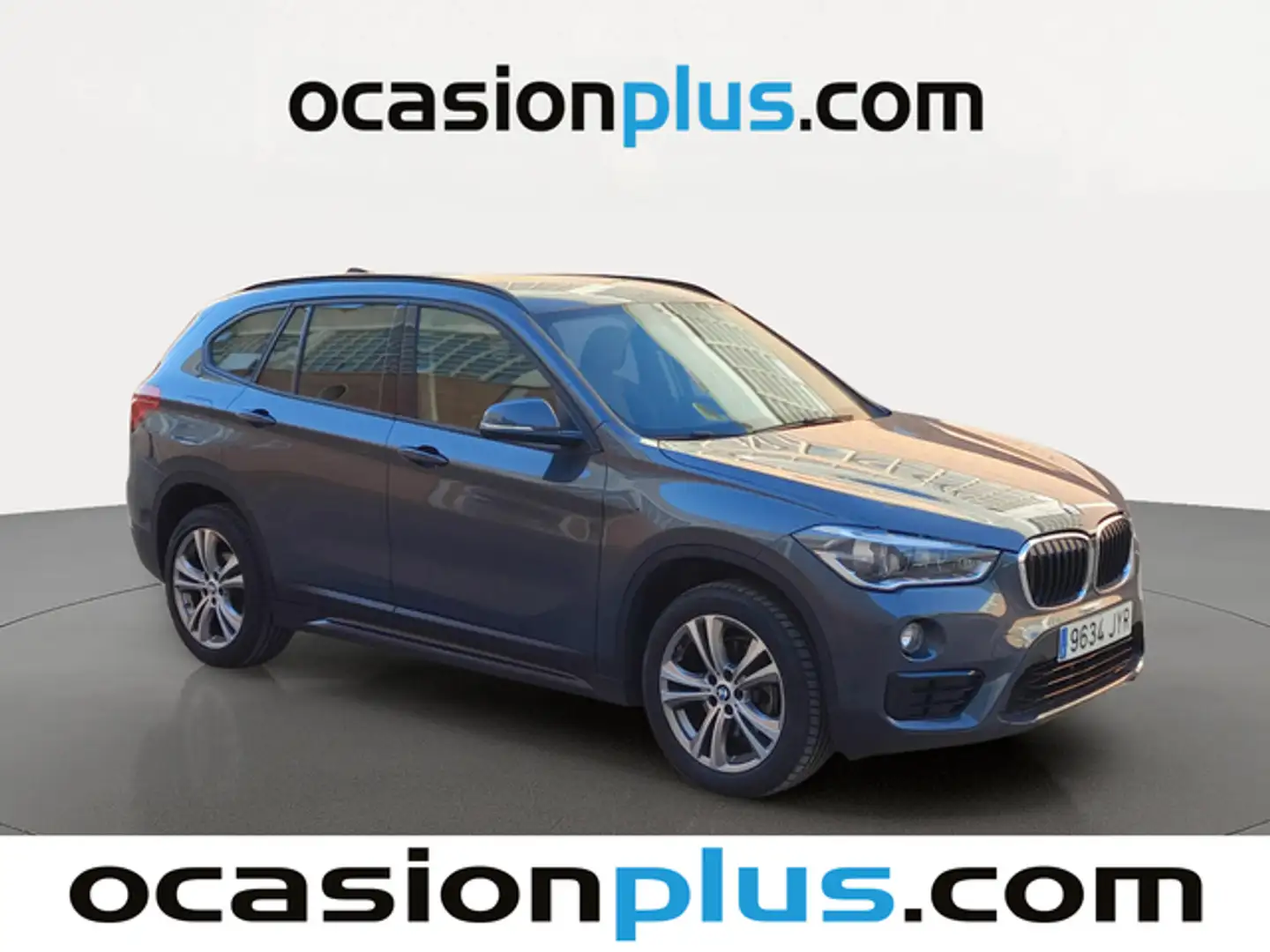 BMW X1 sDrive 18i Gris - 2