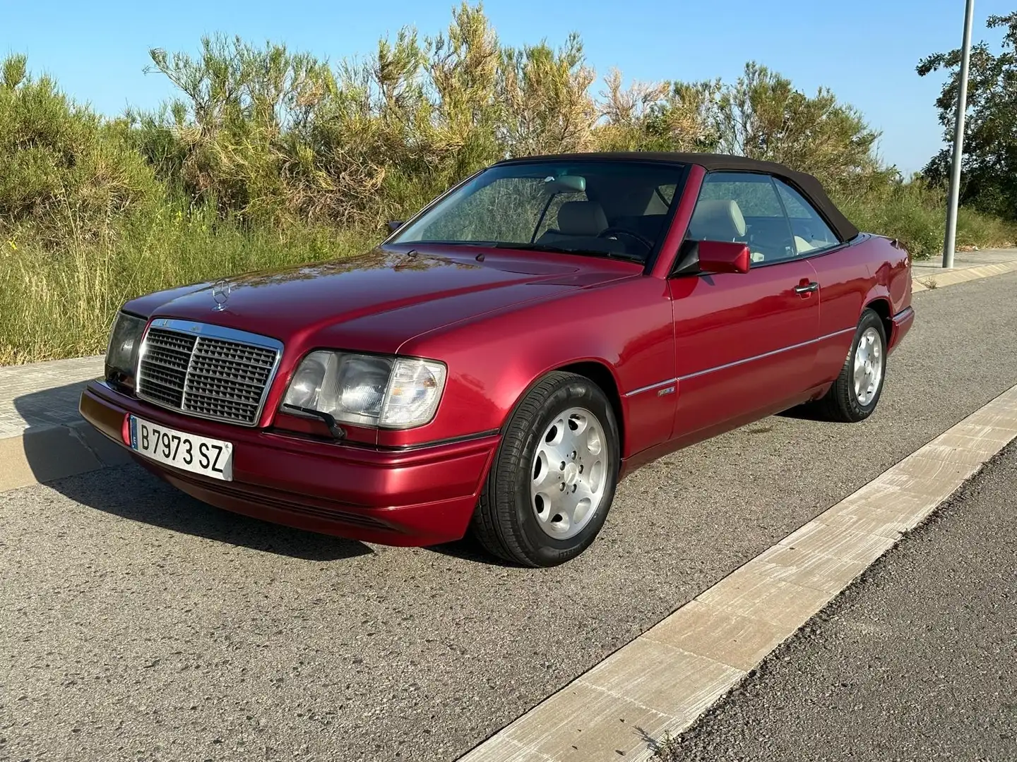 Mercedes-Benz E 320 Cabriolet - 2