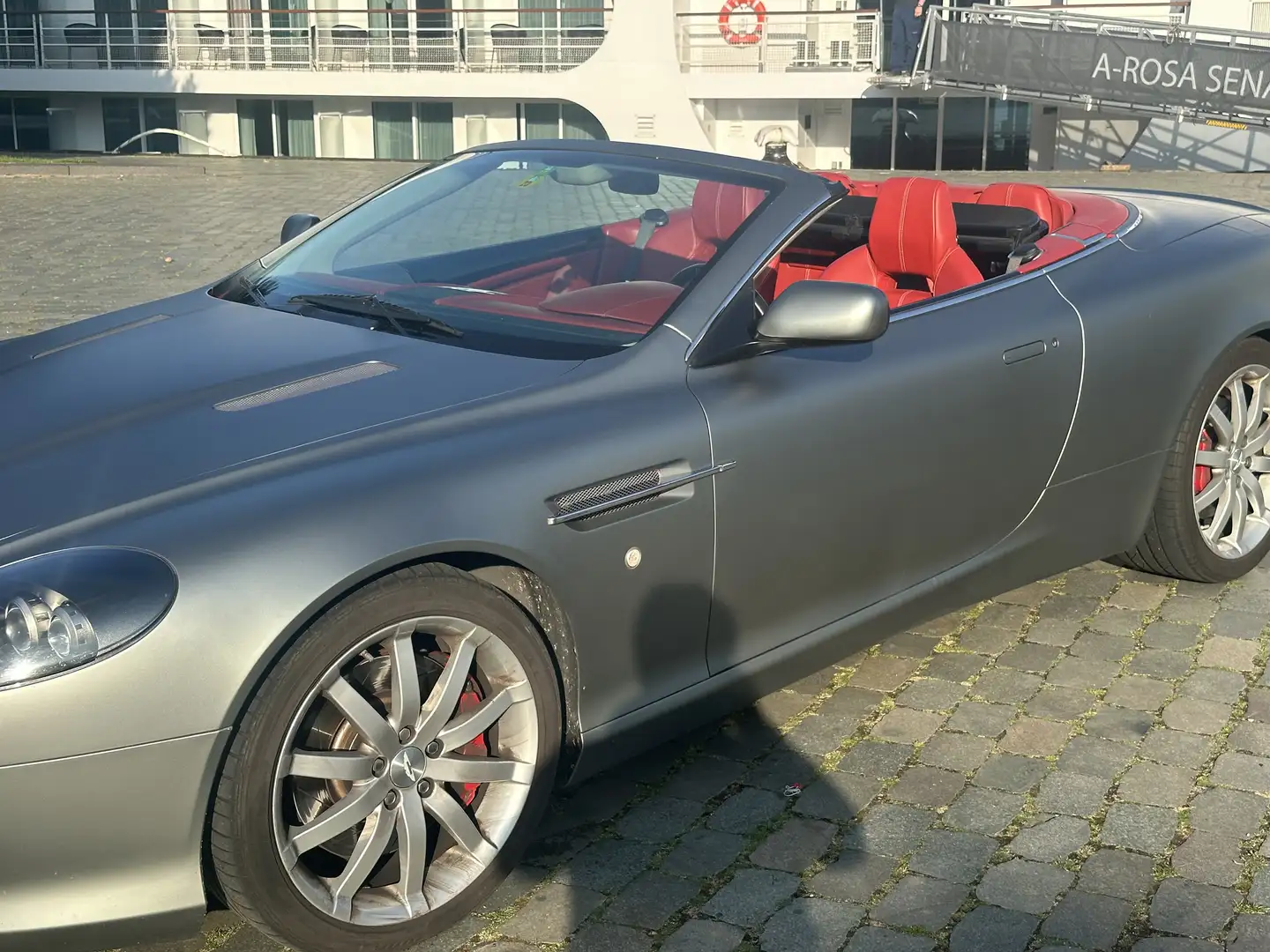 Aston Martin DB9 DB9 5.9 V12 Touchtronic Grau - 2