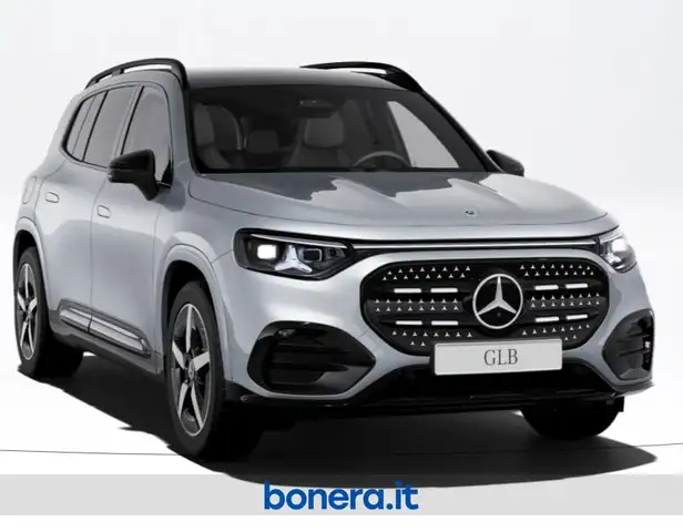 Mercedes-Benz 250 view 2