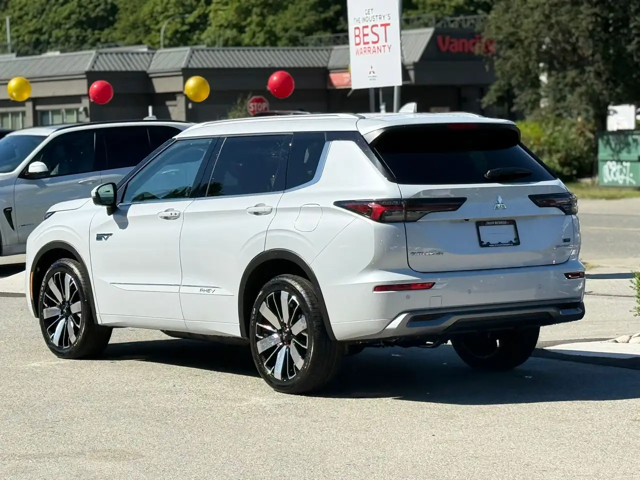 Mitsubishi Outlander снимка Mitsubishi Outlander