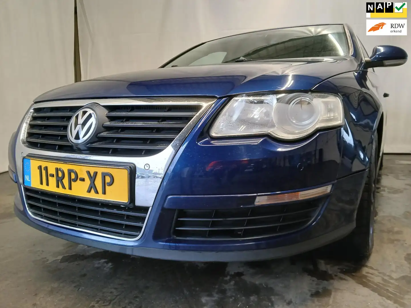 Volkswagen Passat 2.0 FSI Comfortline - Motormanagementlampje - Expo Blauw - 1