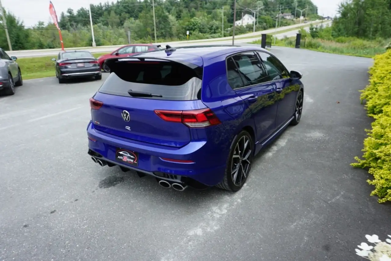 Volkswagen Golf R снимка Volkswagen Golf R