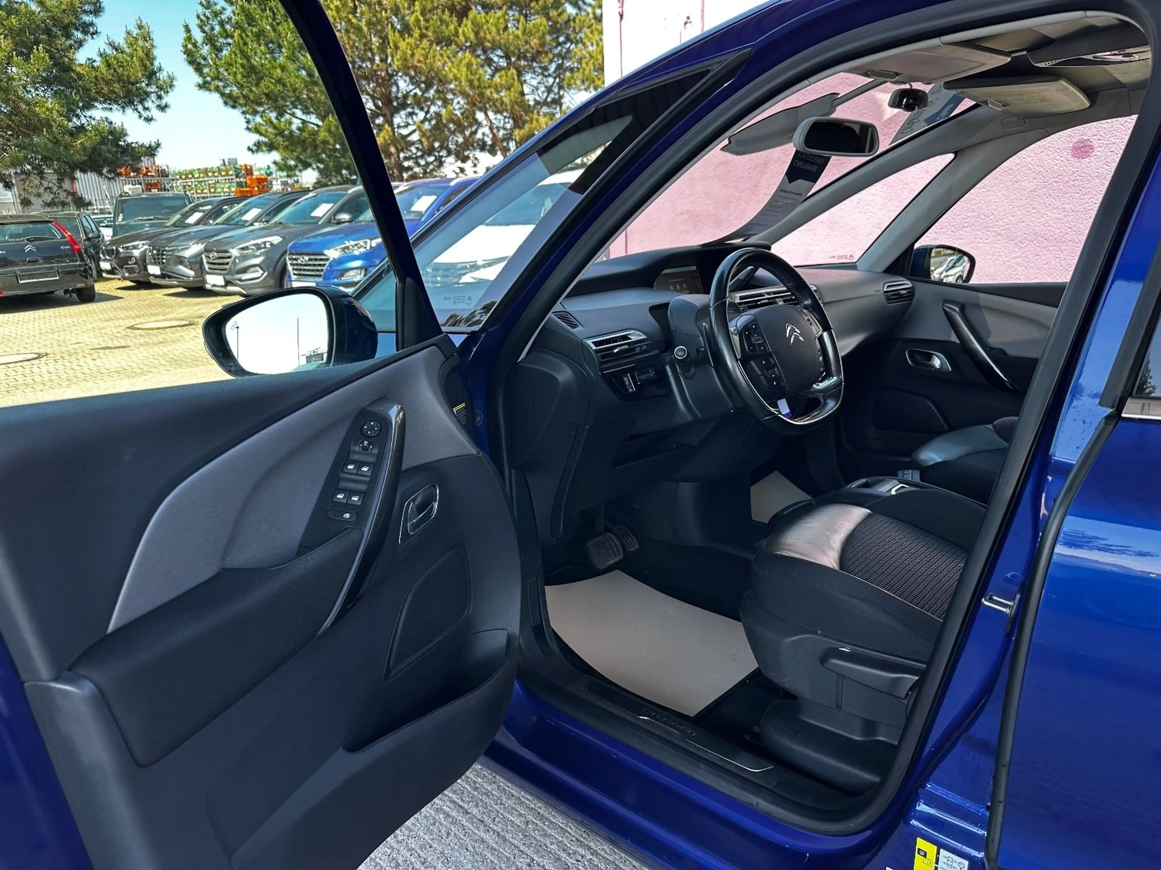 Citroen C4 Picasso /Spacetourer Shine "360° Kamera" — photo 12