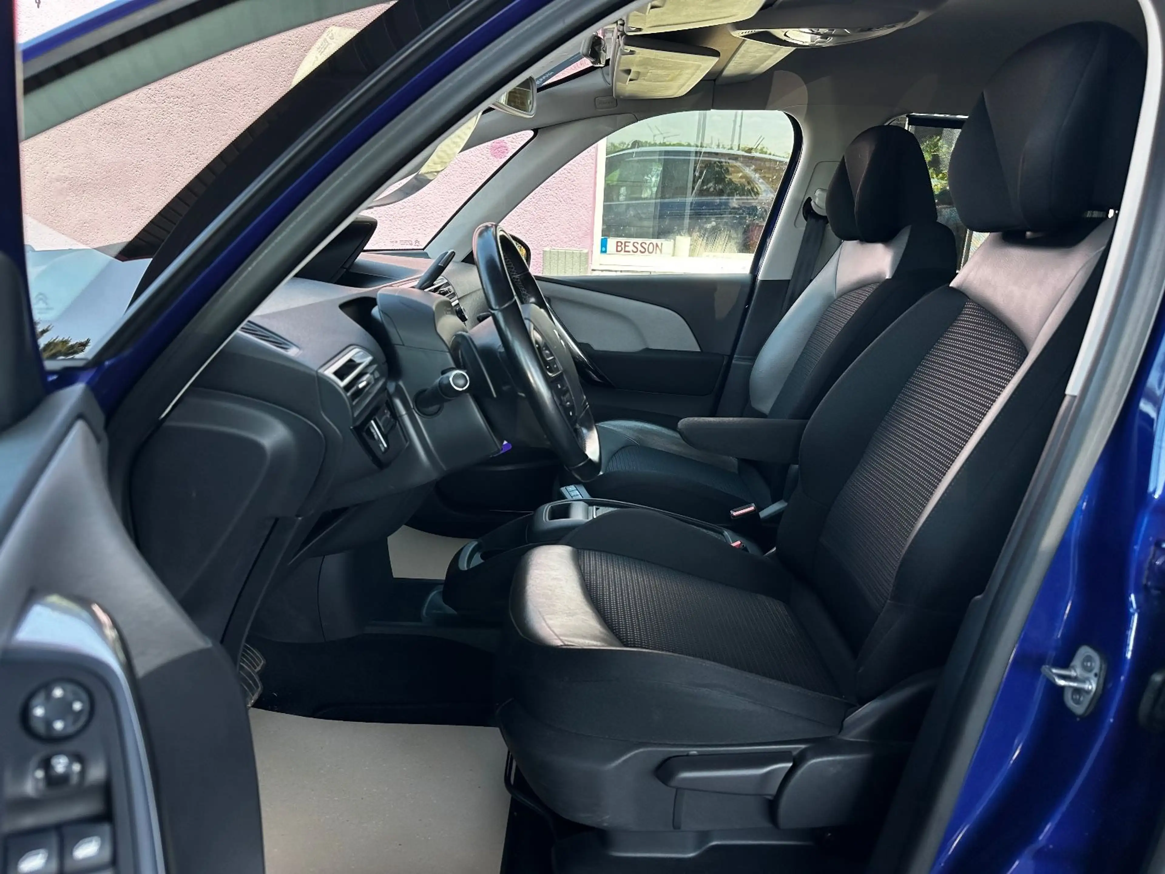 Citroen C4 Picasso /Spacetourer Shine "360° Kamera" — photo 14