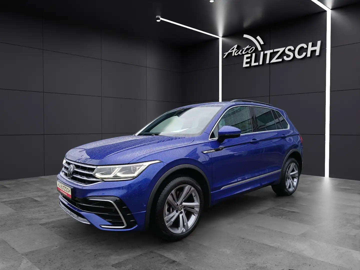 Volkswagen Tiguan TDI R-Line DSG 4M STH Matrix AHK ACC RFK Blau - 2