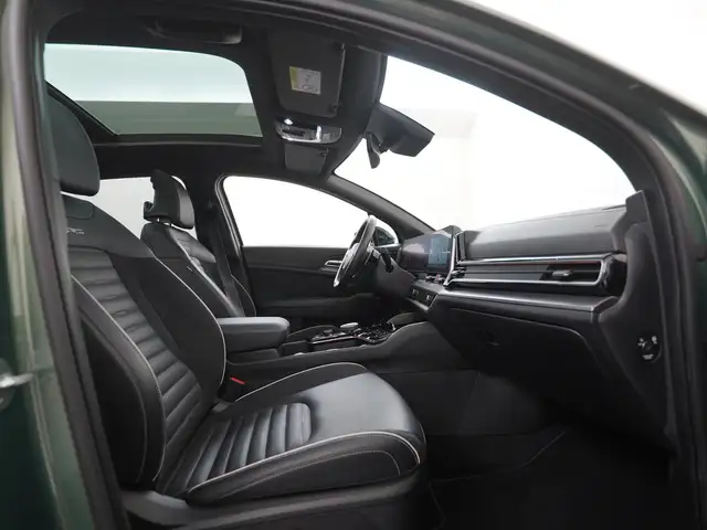 Kia Sportage view 3