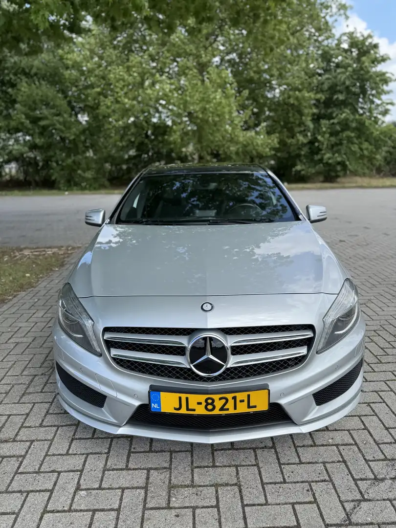 Mercedes-Benz A 200 Ambition Grijs - 2