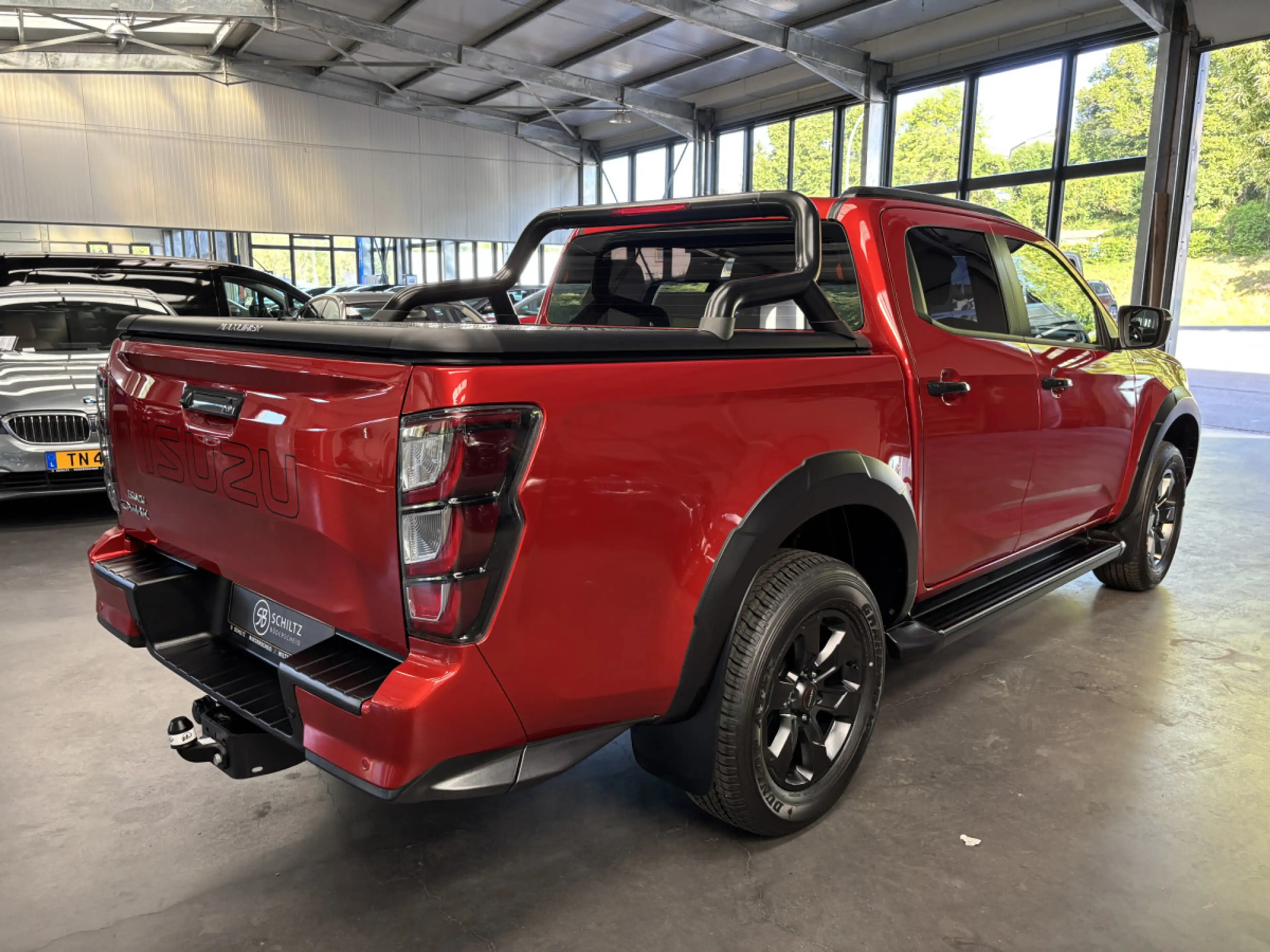 Isuzu D-Max Double Cab 1.9 V-Cross 163HP — photo 3