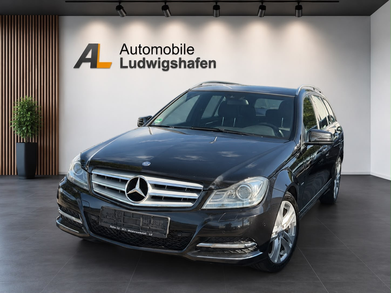 Mercedes-Benz C 250 C 250T/Navi/Xenon/Leder/BlueEfficiency — photo 2