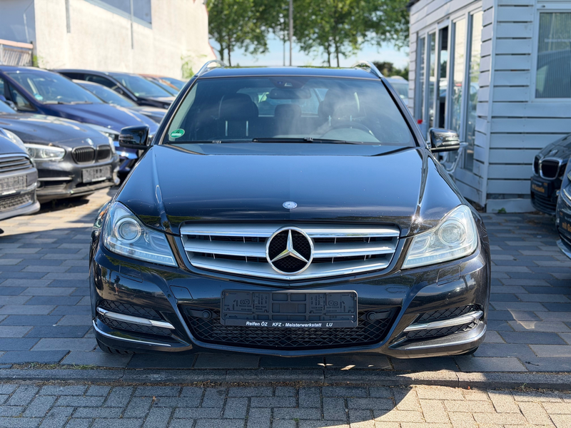 Mercedes-Benz C 250 C 250T/Navi/Xenon/Leder/BlueEfficiency — photo 4