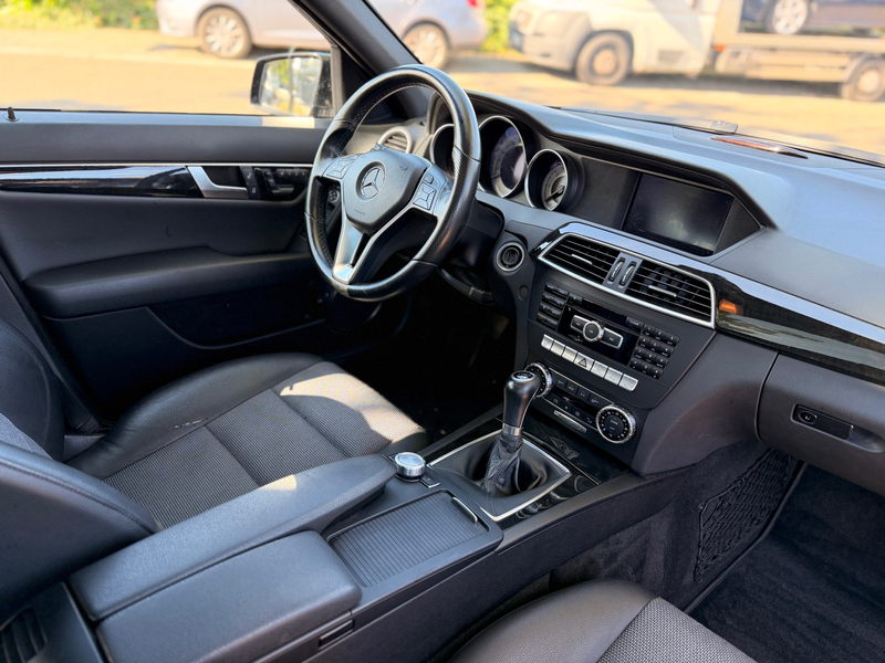 Mercedes-Benz C 250 C 250T/Navi/Xenon/Leder/BlueEfficiency — photo 12