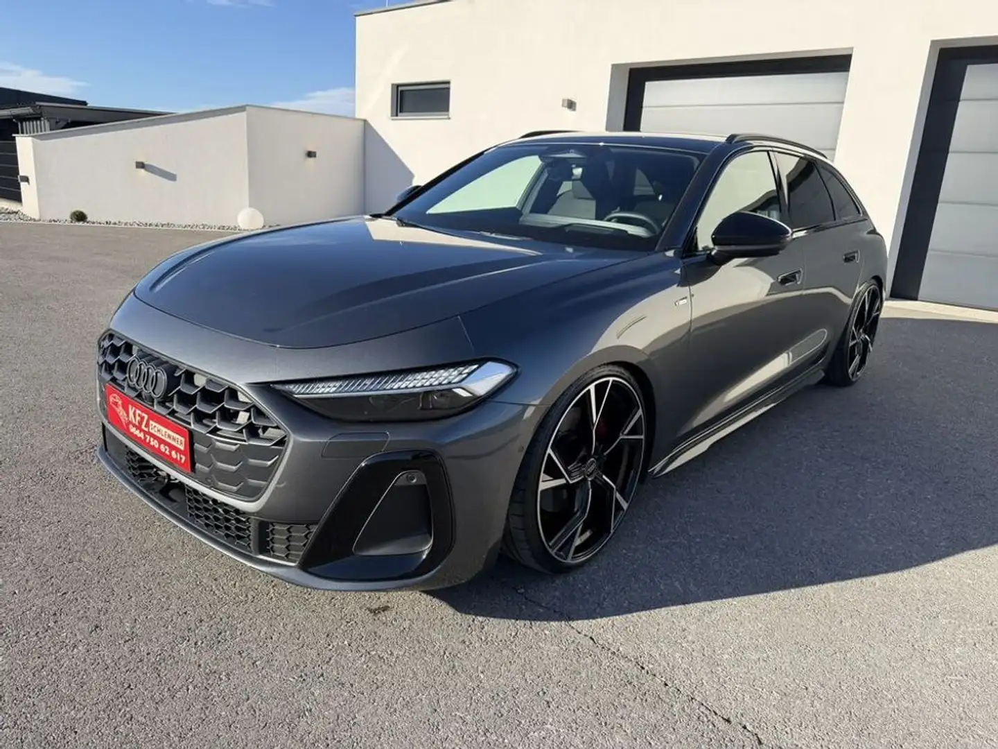 Audi A5 Avant TDI 150 kW quattro sport/Techpaket pro Grau - 1