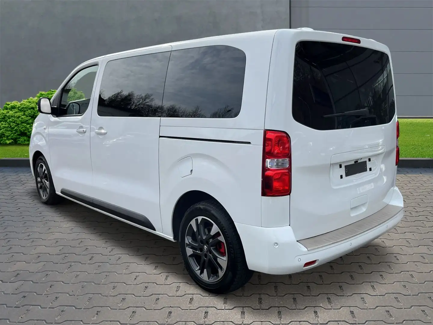 Opel Zafira Tourer Life 2.0 Bi-Xenon+Automatik+Navi+2 Blanc - 2