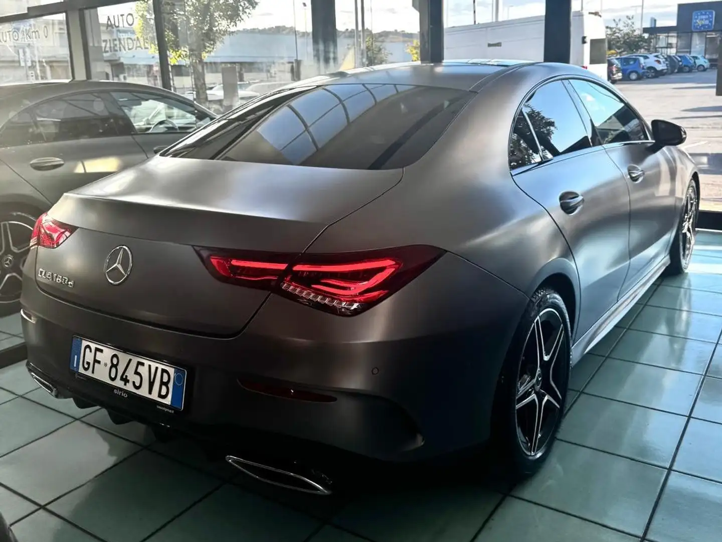 Mercedes-Benz CLA 180 amg coupe 180d premium plus Grigio - 2