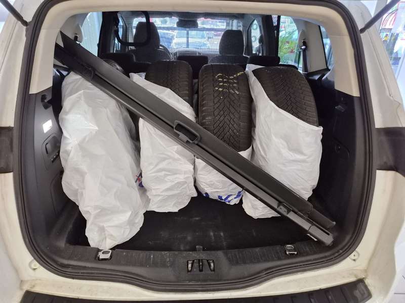 Ford S-Max S-MAX Titanium / 1. HAND / NAVI / AHK / — photo 6