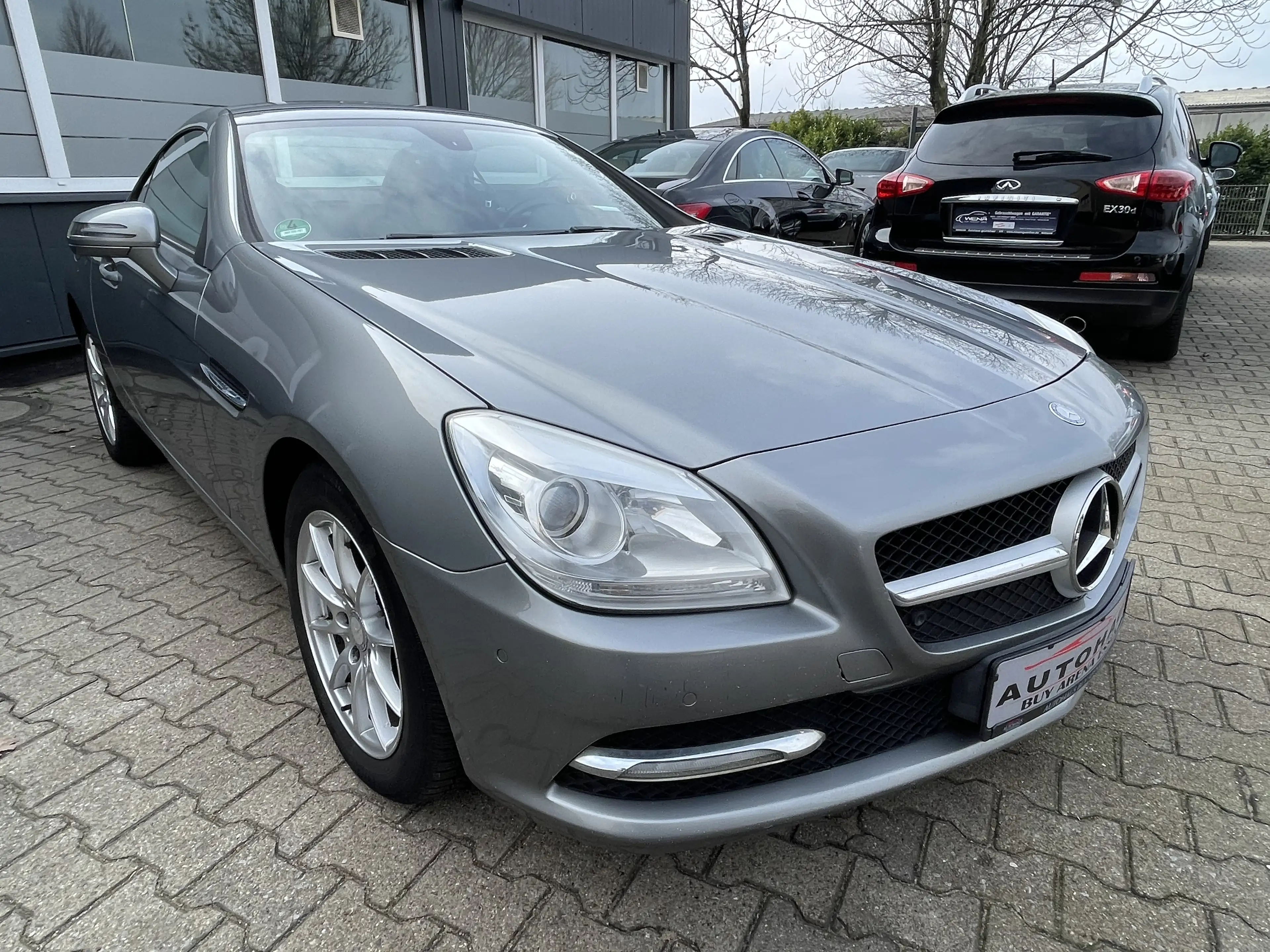 Mercedes-Benz SLK 200 BlueEfficiency 2.Hand Voll S-Heft Leder Navi Top — photo 13