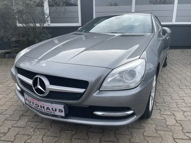 Mercedes-Benz SLK 200 BlueEfficiency 2.Hand Voll S-Heft Leder Navi Top