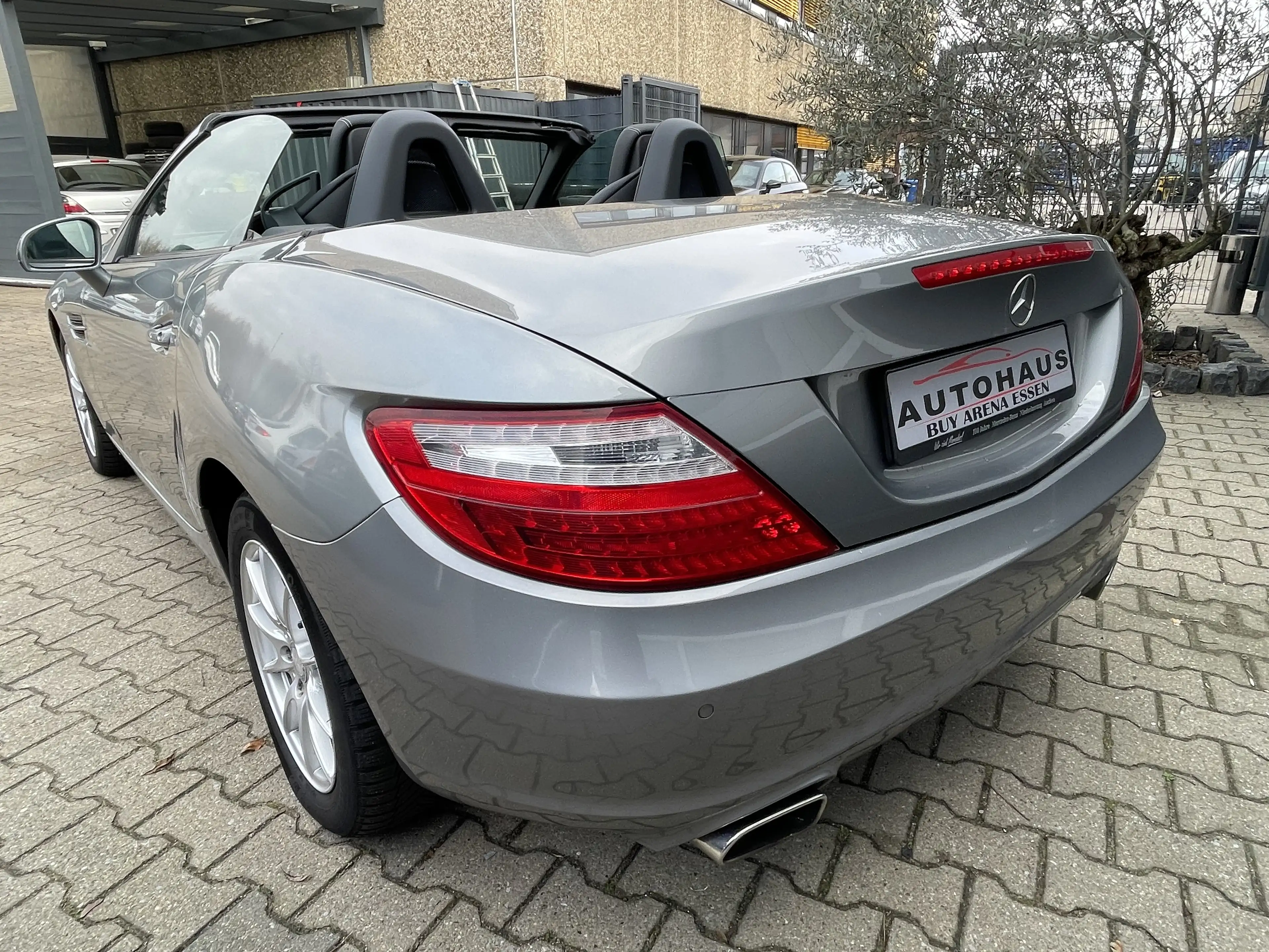 Mercedes-Benz SLK 200 BlueEfficiency 2.Hand Voll S-Heft Leder Navi Top — photo 6