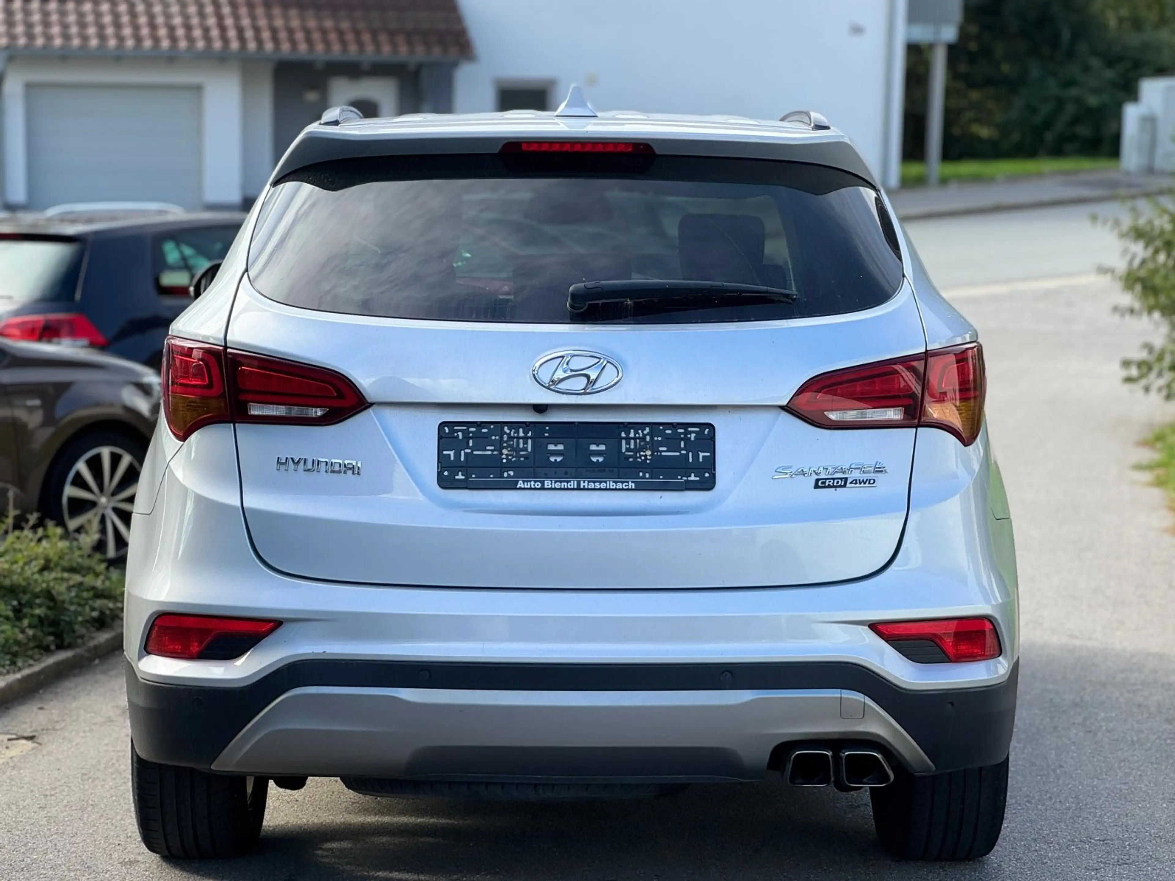 Hyundai SANTA FE blue Premium 4WD — photo 6