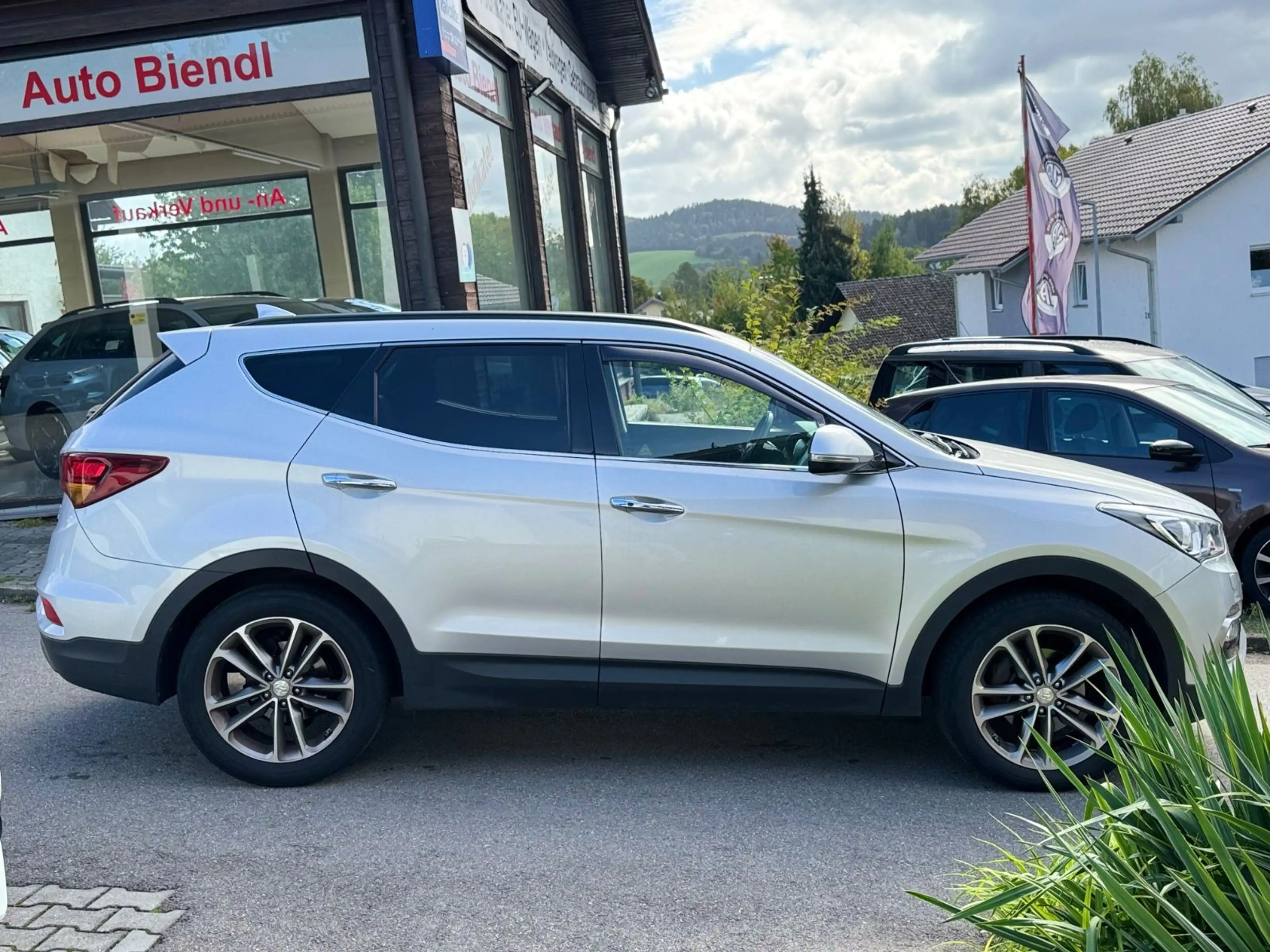 Hyundai SANTA FE blue Premium 4WD — photo 8