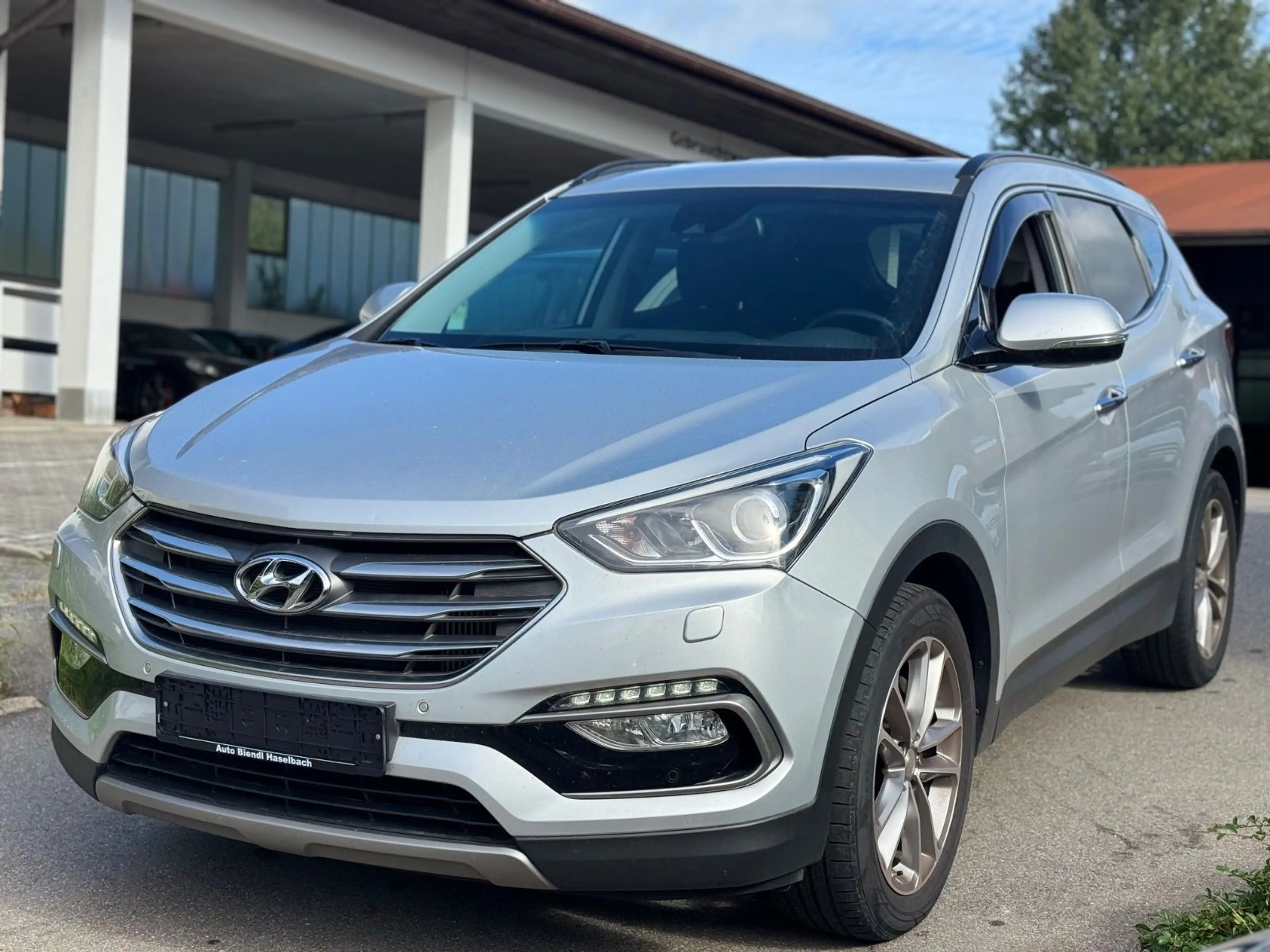 Hyundai SANTA FE blue Premium 4WD — photo 3