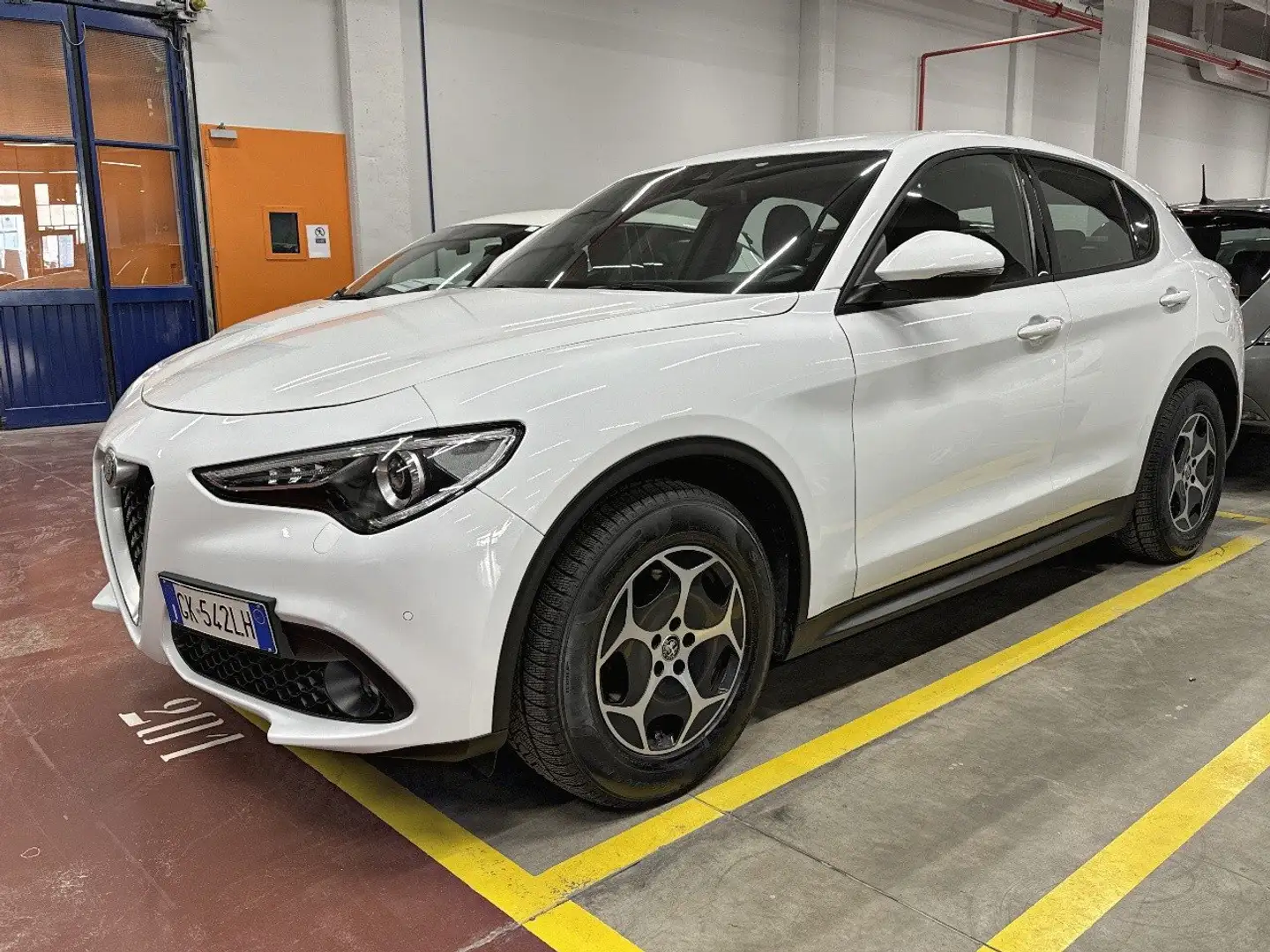 Alfa Romeo Stelvio 2.2 TD 190 CV Super Business AT8 Q4 Weiß - 2