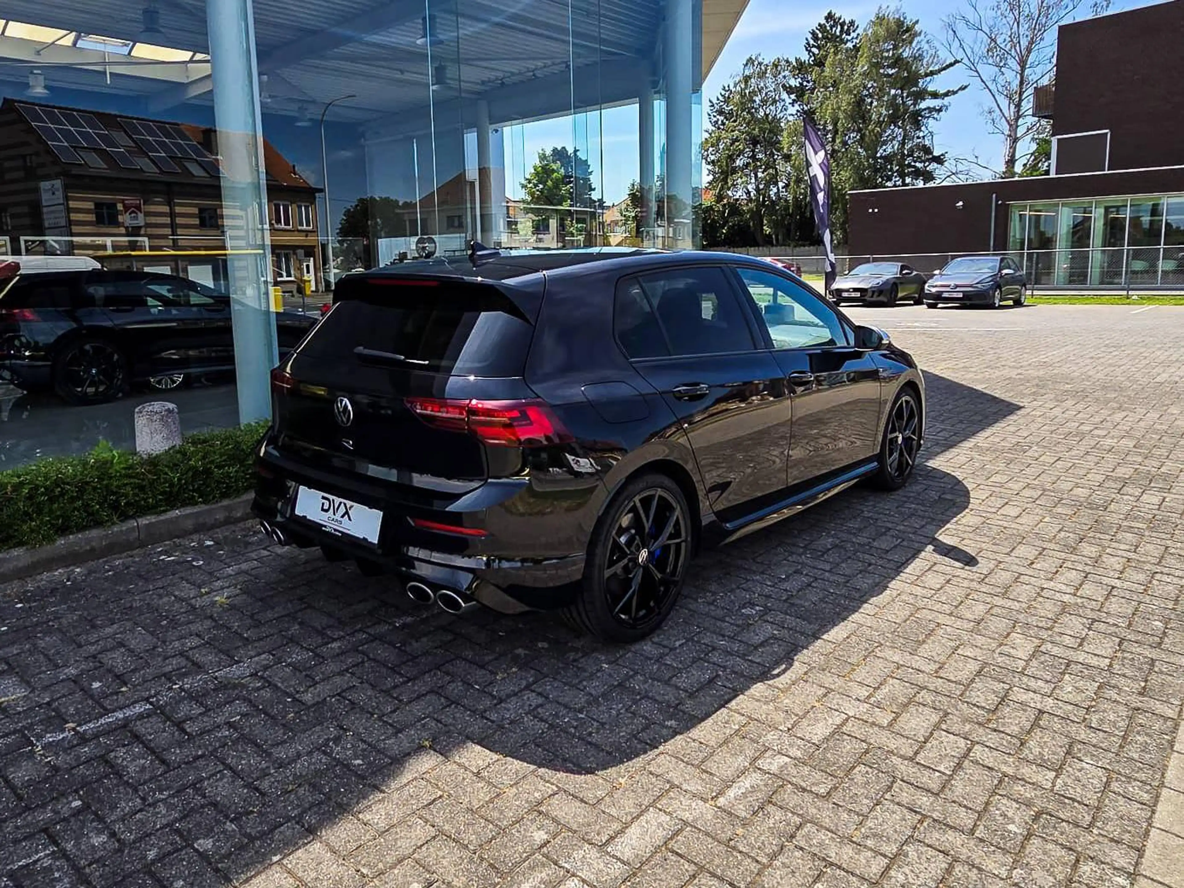 Volkswagen Golf R — photo 3