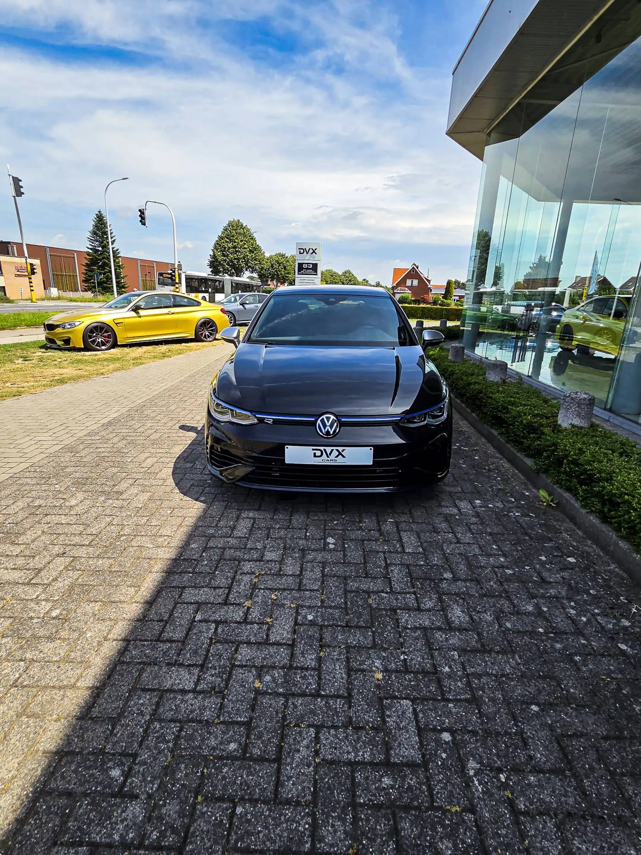 Volkswagen Golf R — photo 4