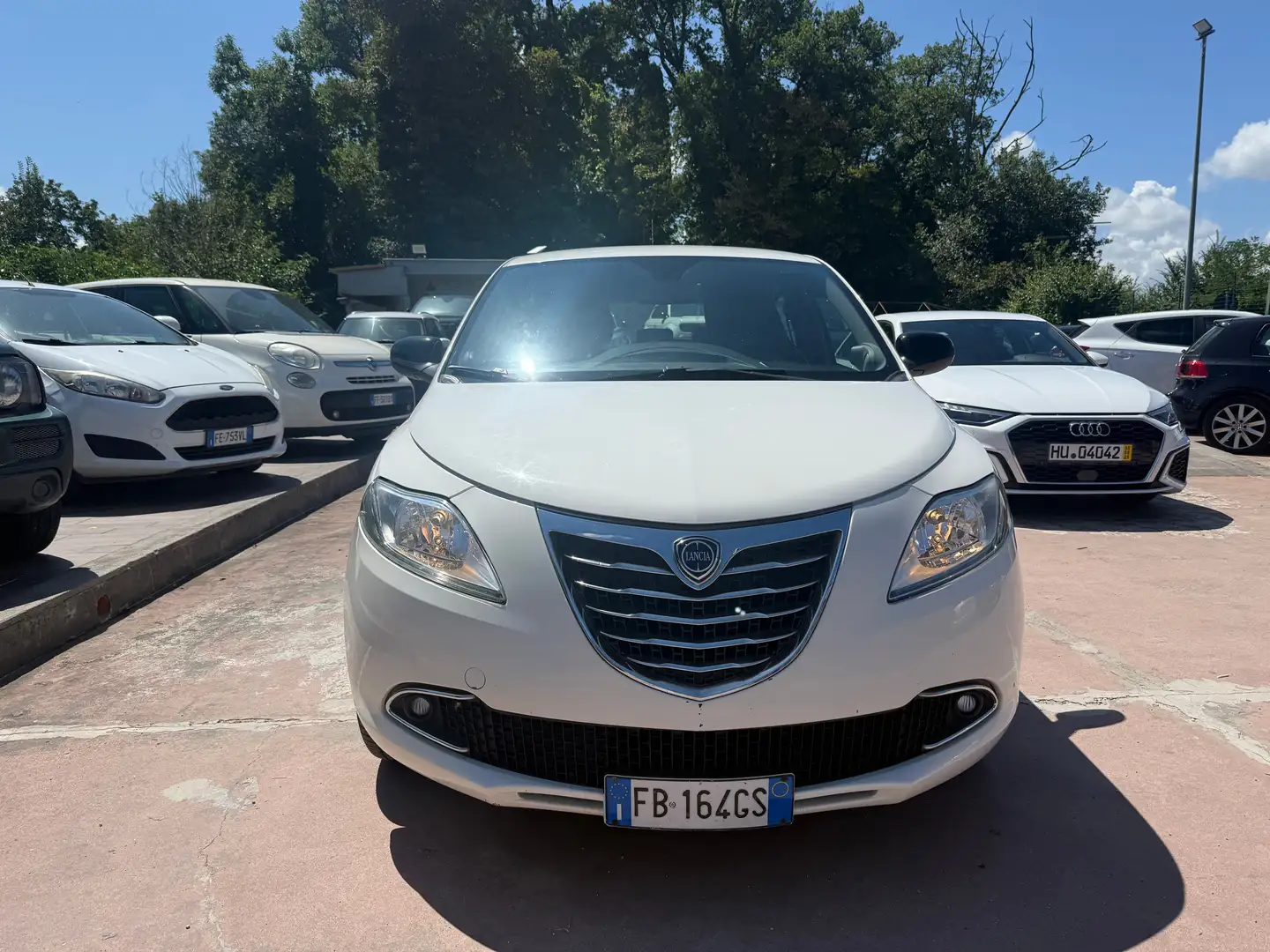 Lancia Ypsilon Ypsilon III 2011 1.2 8v Gold s/CL 69cv E6 Bianco - 2