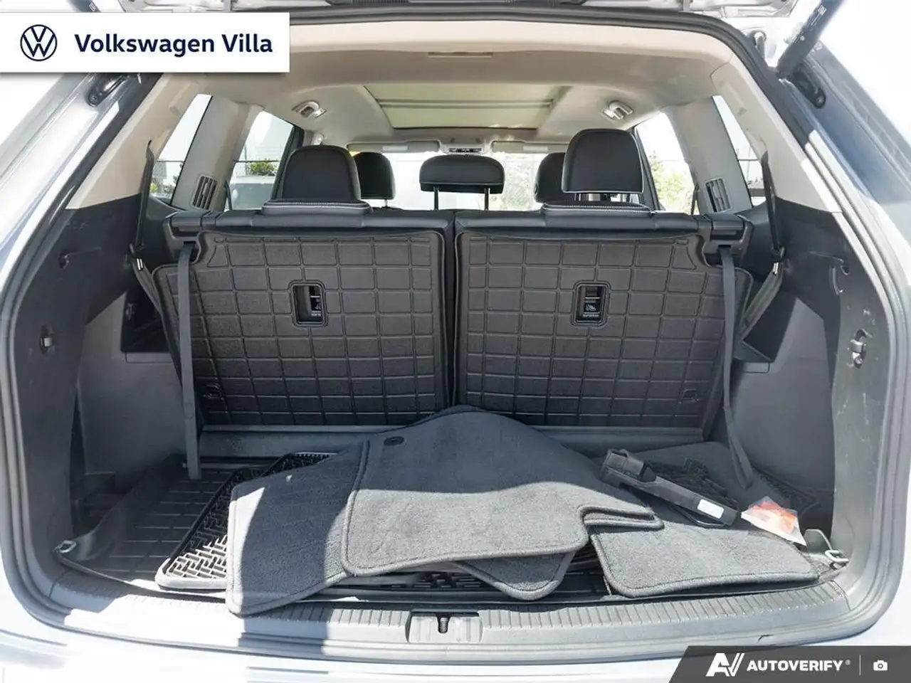 Volkswagen Atlas снимка Volkswagen Atlas