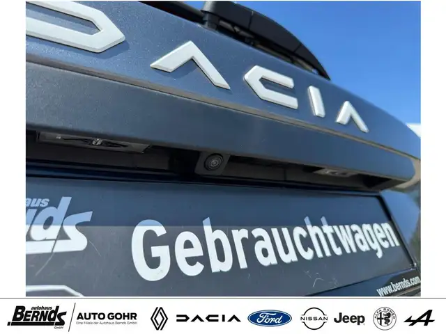 Dacia Duster view 7
