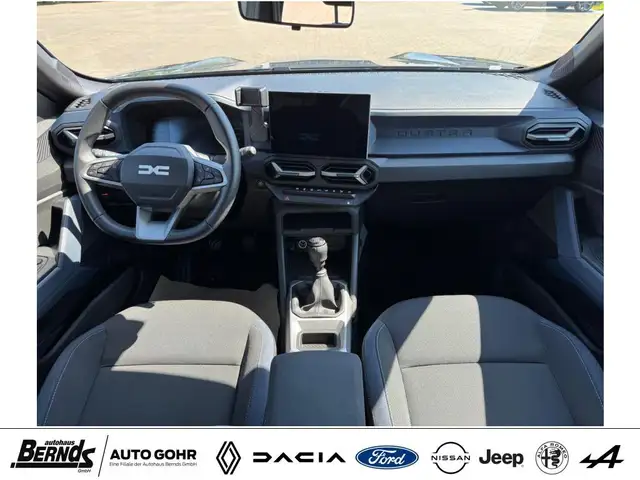 Dacia Duster view 11