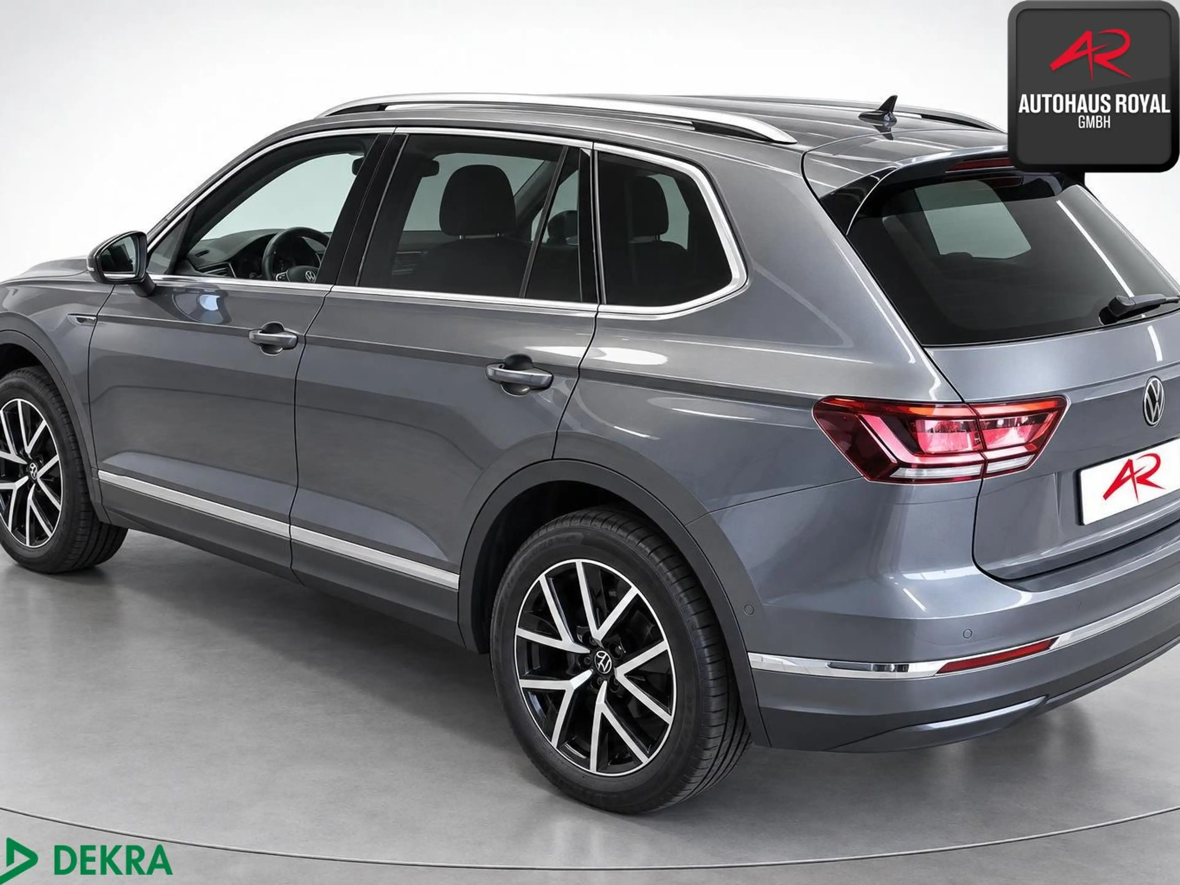 Volkswagen Touareg 3.0 TFSI 4M ATMOSPHERE DYNAUDIO,STANDHZ — photo 2
